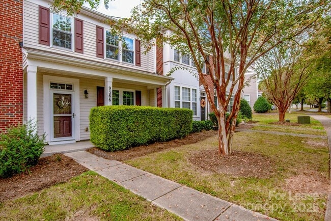 Photo - 9366 Greenheather Dr