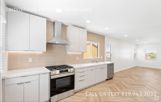 Building Photo - 4429 Ohio St Rental