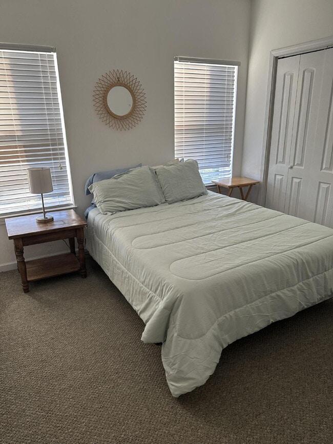 Photo - Great townhome 3/2 fully furnished!