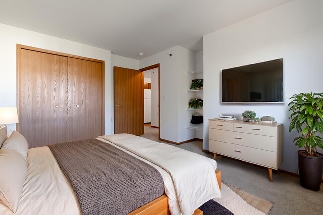 Photo - Colonial Meadows Senior Community