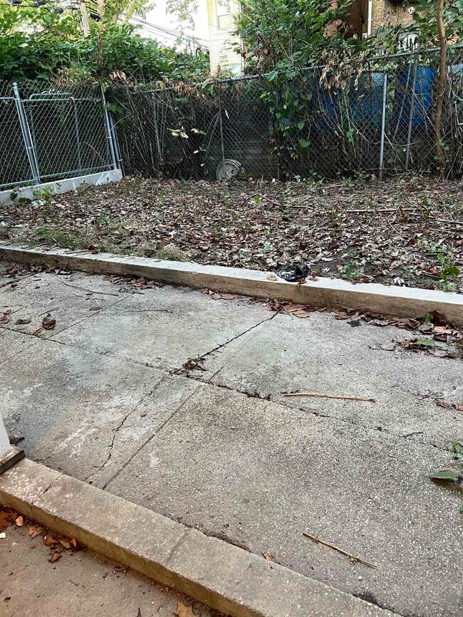 Photo - 270 S 9th St Unit 1