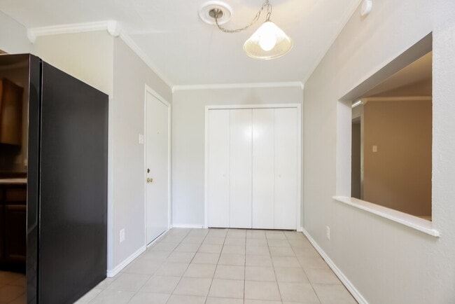 Photo - 1050 Brownwood Dr