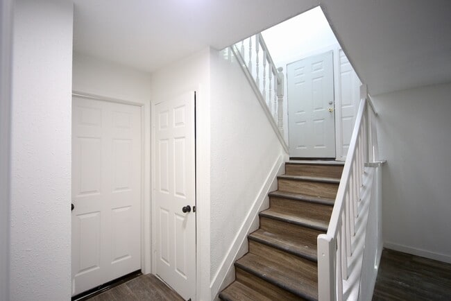 Photo - 5819 Flax Bourton St