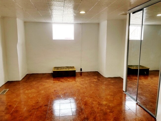 Photo - 712 N Market St Unit SUITE