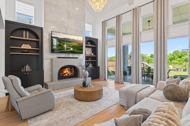 Photo - 3320 Crescent Ln