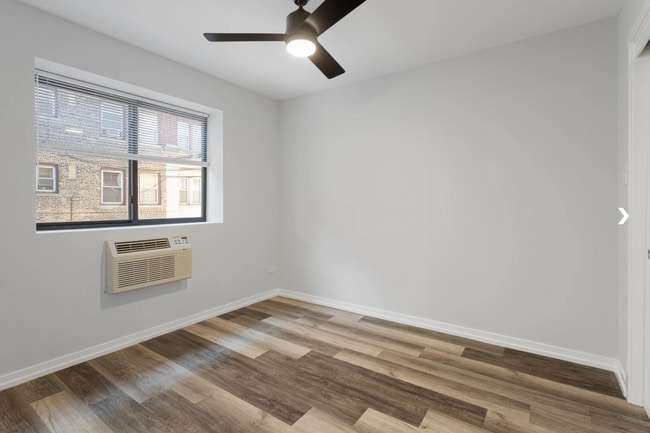 Photo - 5416 N Winthrop Ave Unit 2