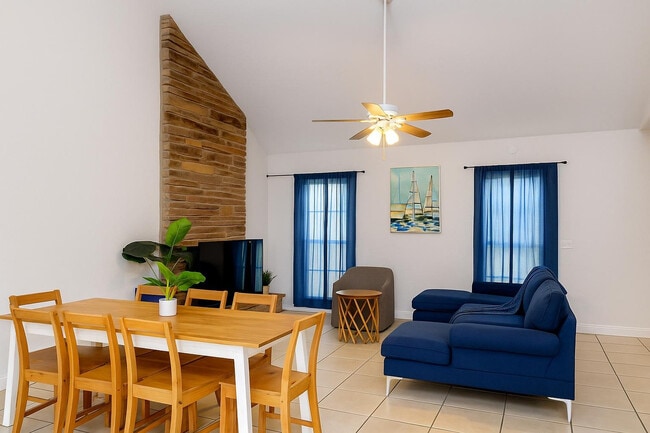 Photo - 3530 Chatelaine Blvd Unit ID1239428P