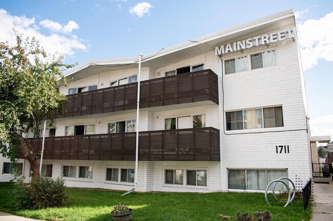 Photo - Bankview 1711