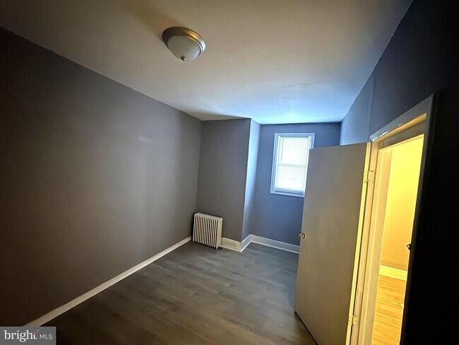 Photo - 3412 N Front St Unit 2ND FLOOR