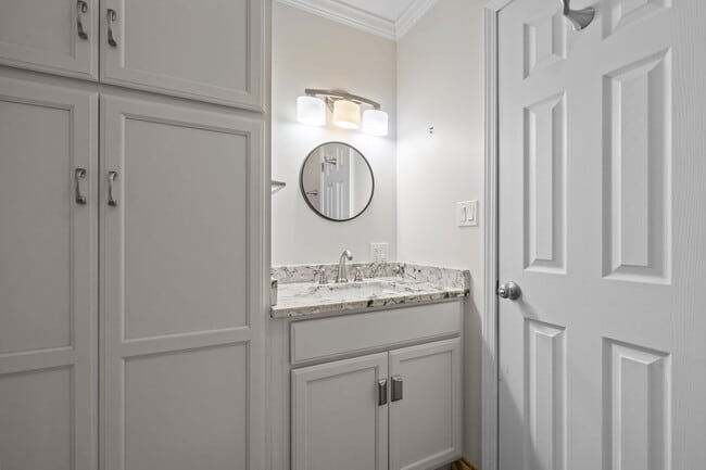 Photo - 182 Lewistown Rd