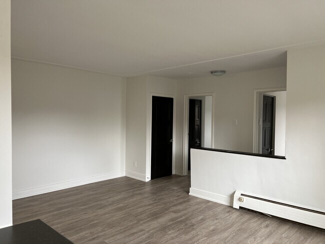 Photo - 784 Hughson St Unité 6