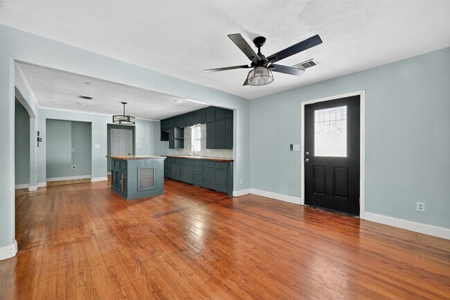 Photo - 6434 Boothline Rd