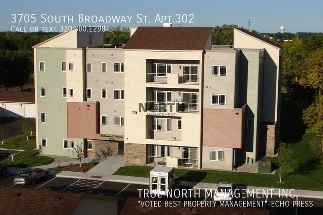 Building Photo - 3705 S Broadway St