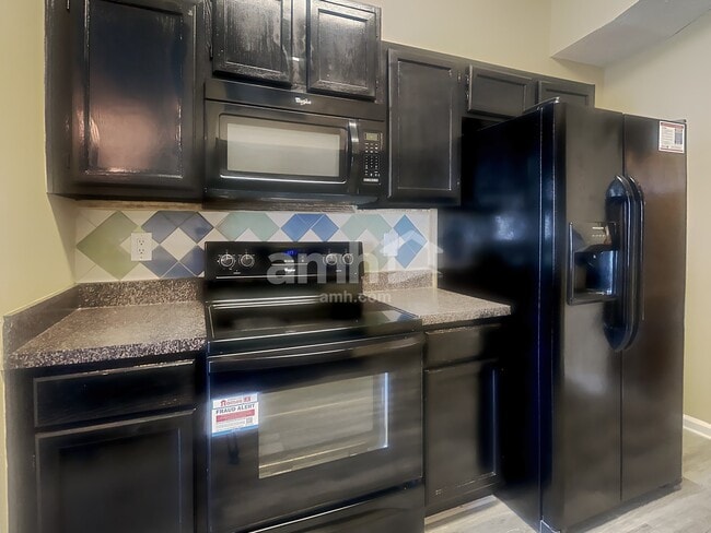 Photo - 2064 Hunters Trace Cir