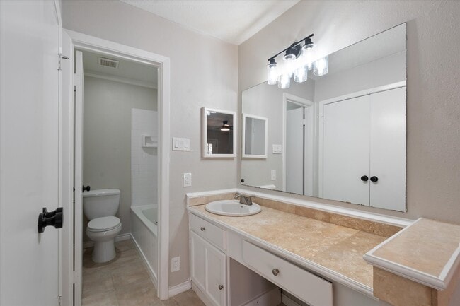 Photo - 16106 New Field Dr