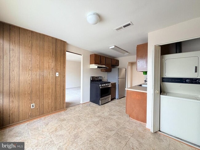 Photo - 8717 Hayshed Ln Unidad 34