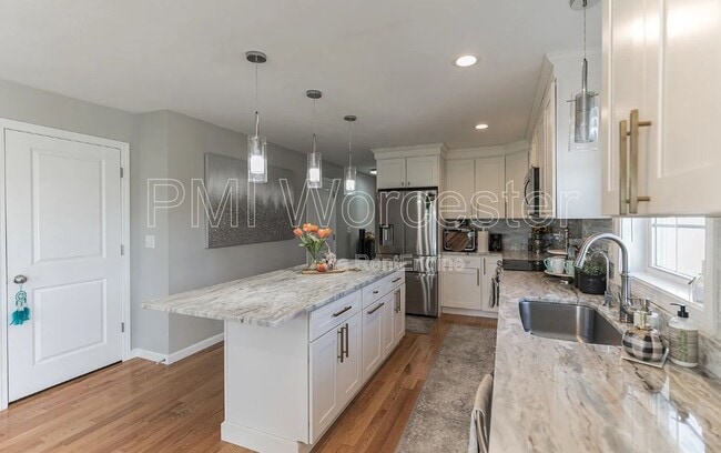 Photo - 1 Sourwood Cir