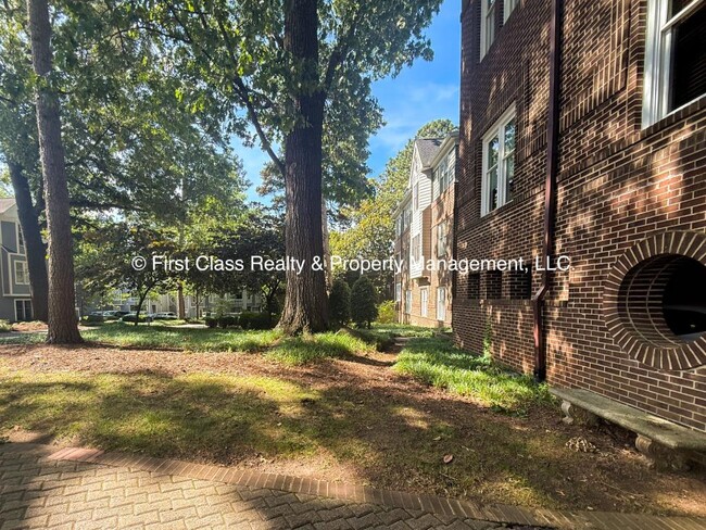 Photo - 741 Bishops Park Dr
