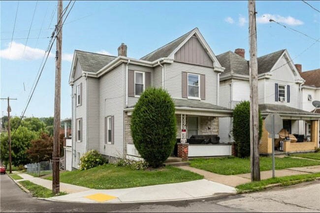 Building Photo - 376 Maple Ave Rental