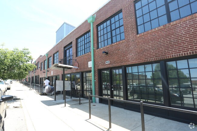 The Tudor Building - The Tudor Building