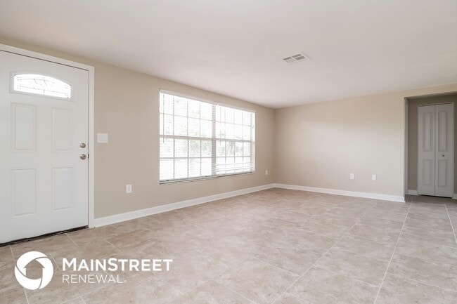 Photo - 7824 Cherrytree Ln