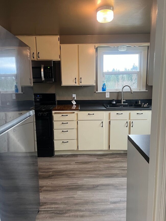 Photo - Renton 2 bedroom 1 bath home available now!