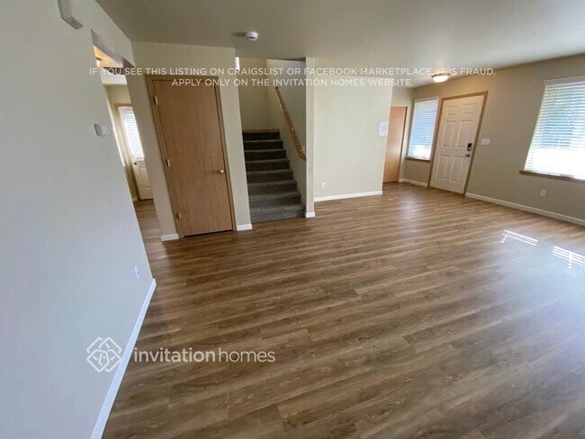 Photo - 17902 Panorama Blvd E