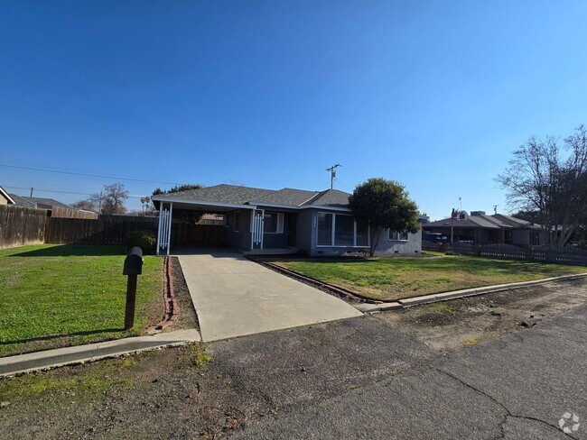 Building Photo - Cute 2 BR 1 BA Rental