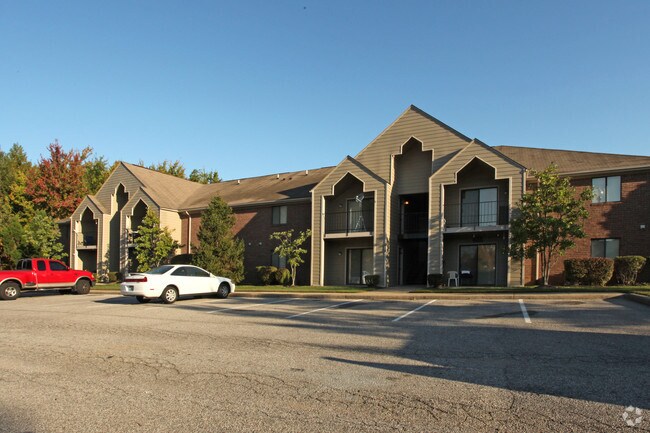 Hillview Woods Apartments - Hillview Woods Apartments