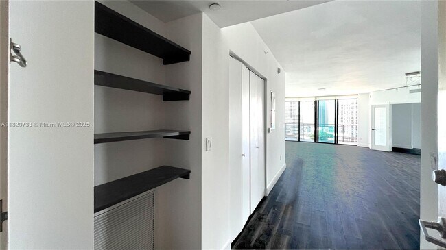 Photo - 350 S Miami Ave Apartamento Unidad 2401