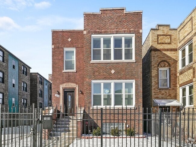 Building Photo - 7648 S Paulina St Rental