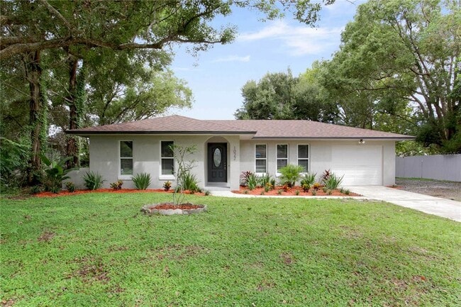 Building Photo - 1022 Norwood Dr