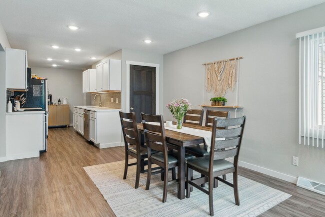 Photo - 927-933 Park Ave W Unidad 929