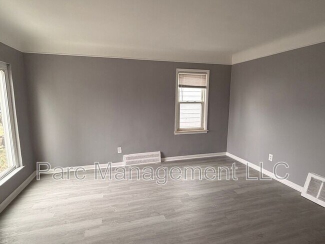 Photo - 6262 Penrod St