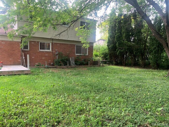 Photo - 3955 Helen Ave