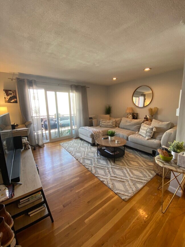 Photo - 15 Euston Rd Unit 14