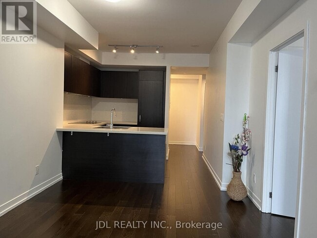 Photo - 21 Widmer St Unit 3901