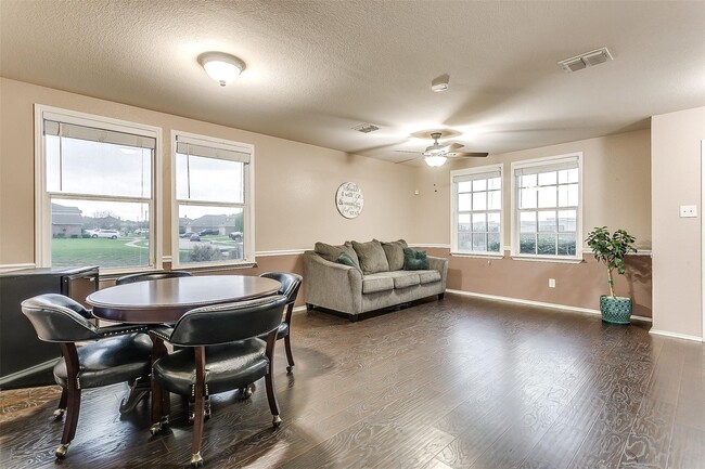 1308 Krista Dr