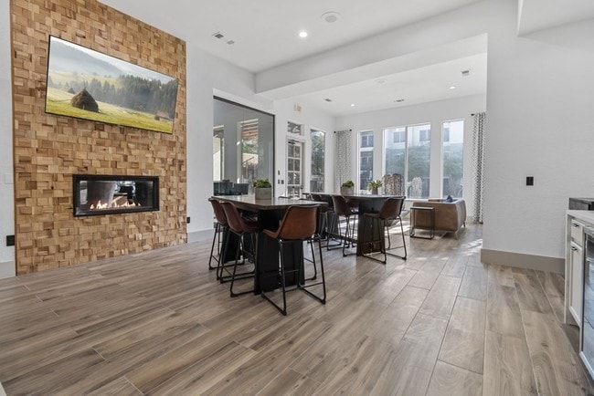 Photo - Oakville Apartments