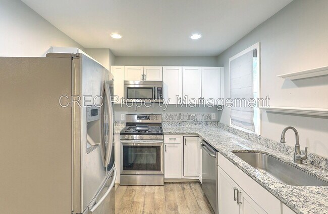 Photo - 1133 Brody Ave