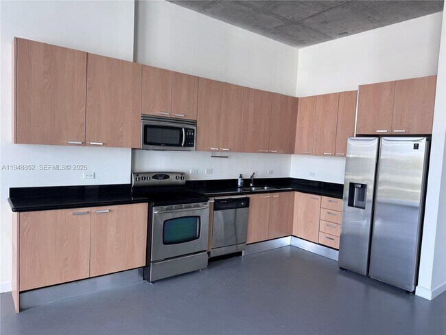 Photo - 2100 Van Buren St Unit 412