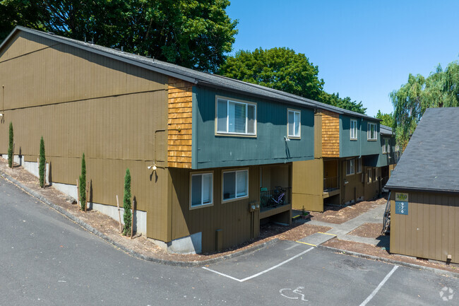 Building Photo - Shady Glen Apartments