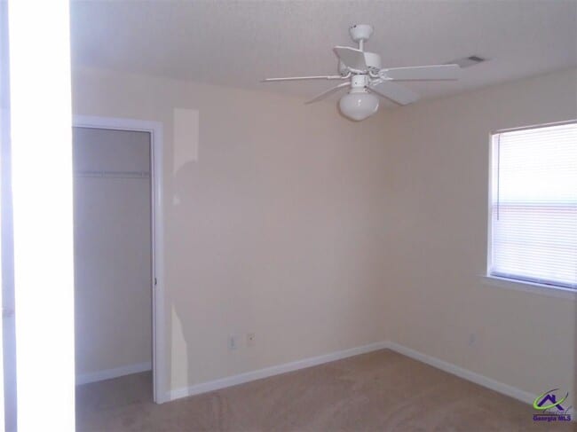 Photo - 120 Chadwyck Cir