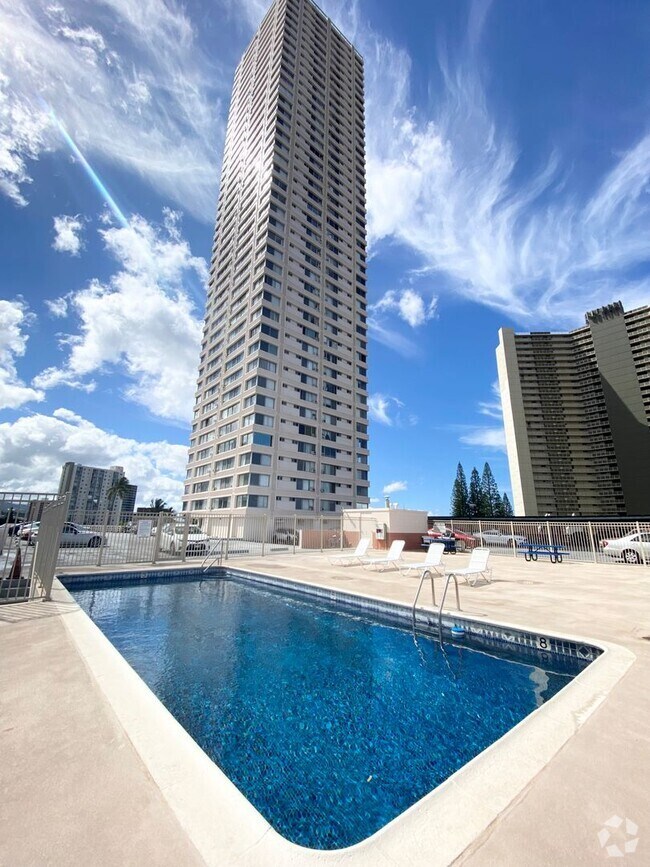 Building Photo - Pearlridge Square - Studio w/bathroom and ... Unit Pearlridge Square Rental