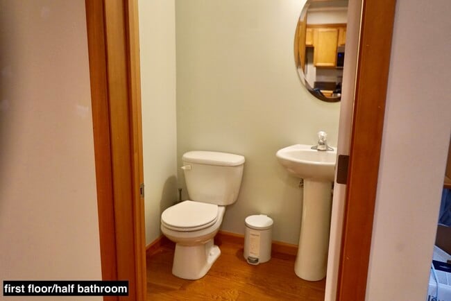 Photo - 3010B NE 137th St