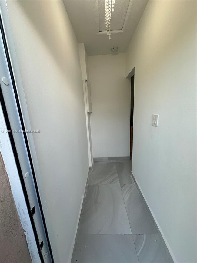 Photo - 707 NE 15th St Unit C