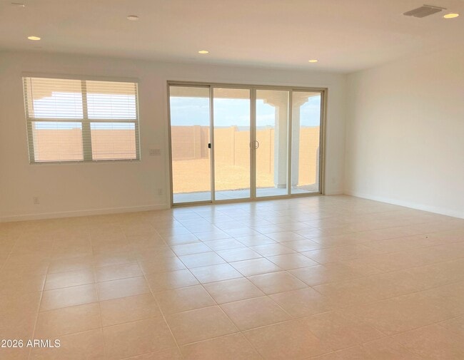 Photo - 9426 W Devonshire Ave