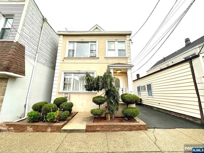 Building Photo - 140 Jewell St Unit 140 Rental