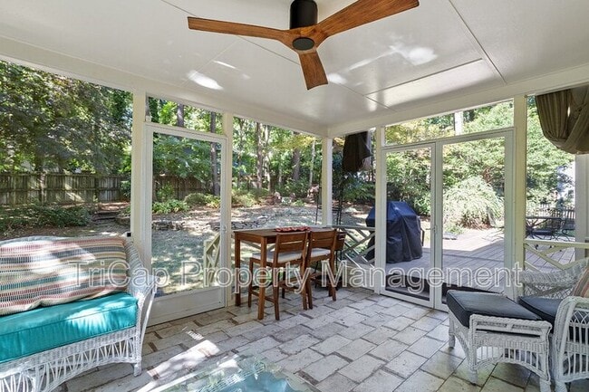Photo - 2113 Hamrick Dr