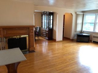 Living Room w/ fireplace - 197 Carter Ln (Southington, CT)